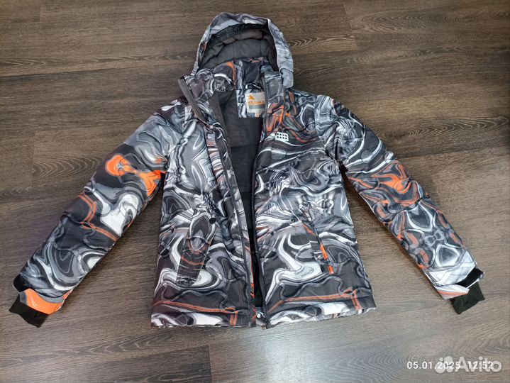 Зимний костюм для девушки (девочки)