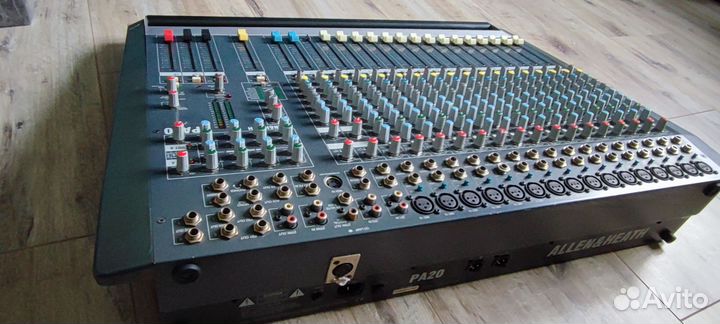 Микшерный пульт Allen Heath PA20