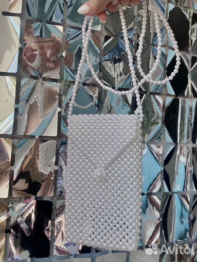 Сумка чехол для телефона из бусин