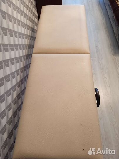 Кушетка косметологическая