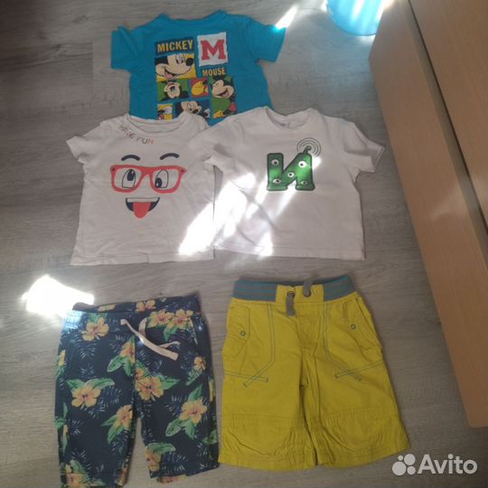 Комплект летних вещей на 4-5 лет