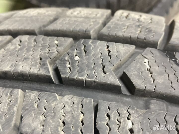 Dunlop Winter Maxx WM02 215/60 R17