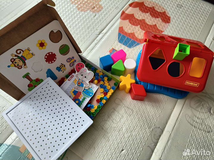 Развивающие игрушки