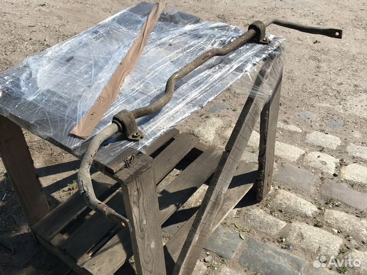 Стабилизатор передний Skoda Octavia A5