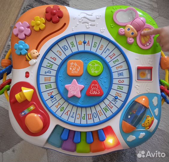 Развивающий музыкальный столик