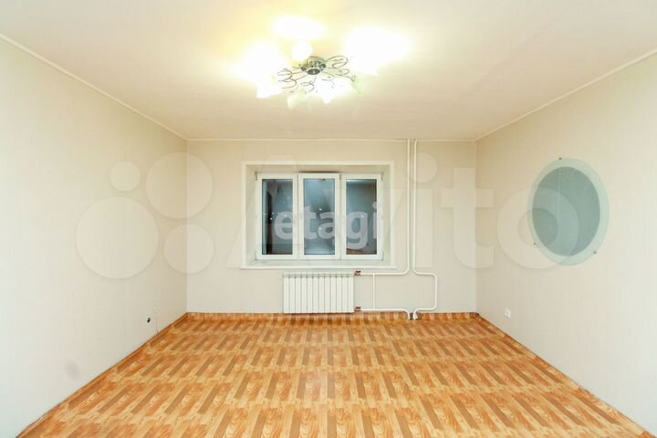 3-к. квартира, 74 м², 3/10 эт.