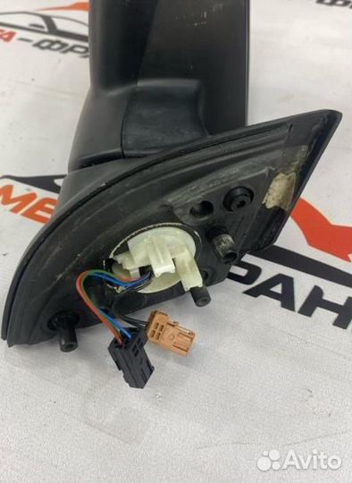 Зеркало заднего вида боковое переднее правое
