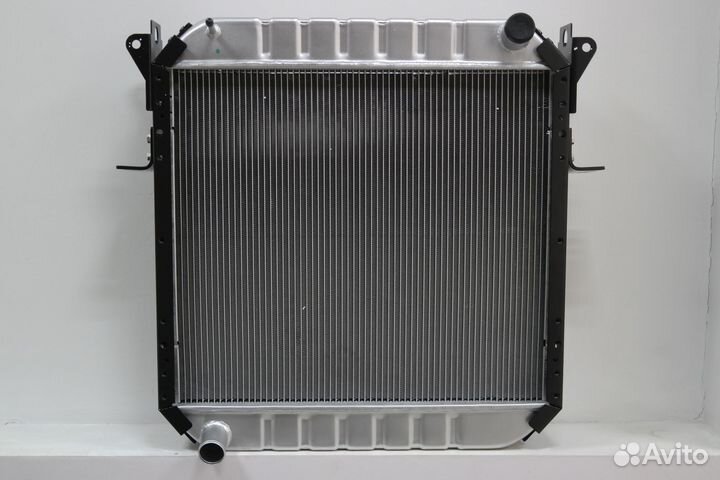 Радиатор охлаждения маз 437030 Зубренок алюминиевы