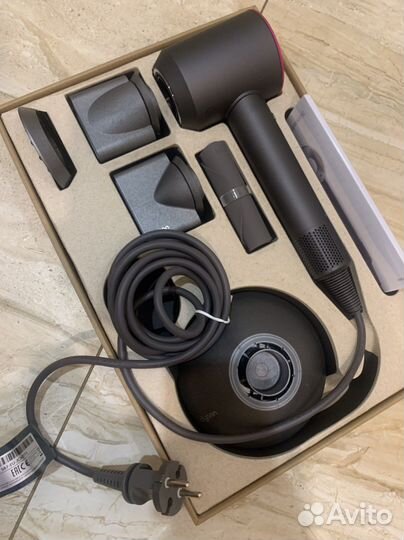 Dyson supersonic фен оригинал