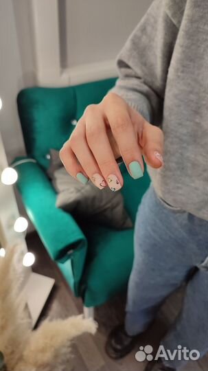 Диван в салон красоты бу