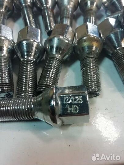 Колёсные болты, гайки