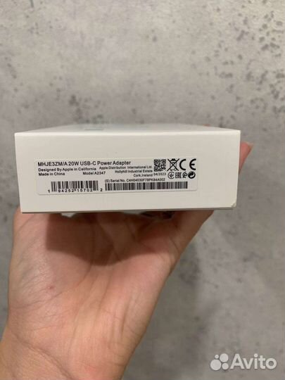 Зарядка на iPhone 20w