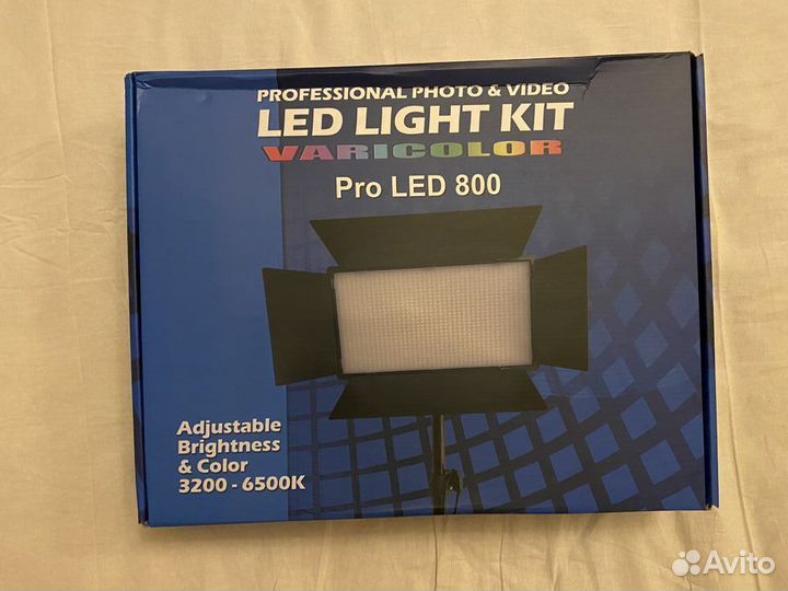 Профессиональный LED видеосвет