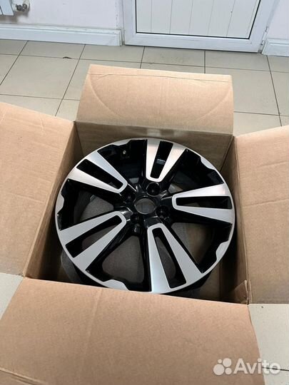 Литые диски r17 на весту cross