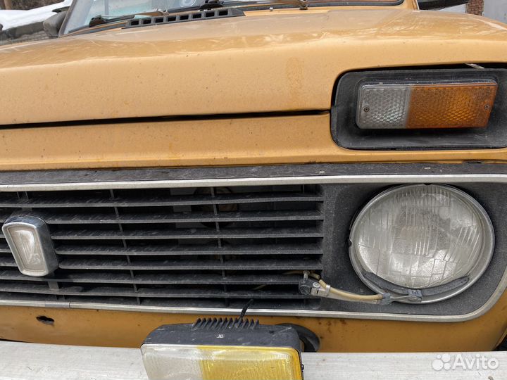 Решотка радиатора ваз нива 2121