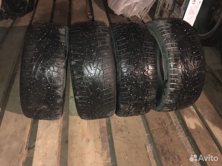 Nokian Tyres Hakkapeliitta 7 225/50 R17 98T