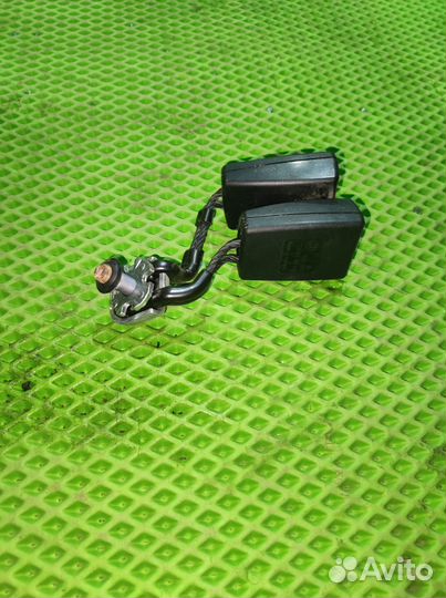 Ответная часть ремня безопасности Skoda Octavia