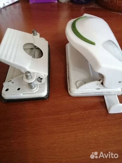 Дырокол, степлер