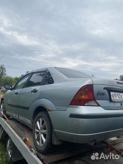 Ford focus (разбор на запчасти)