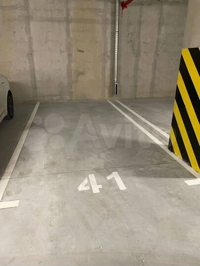 Машиноместо, 13 м²