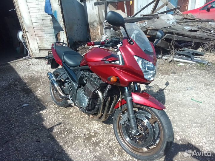 Suzuki bandit 1200s