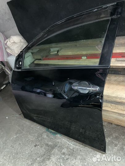 Дверь на fielder nze 144