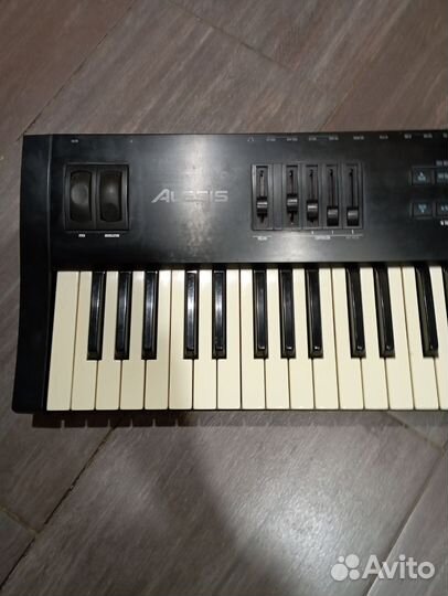 Синтезатор alesis qs7
