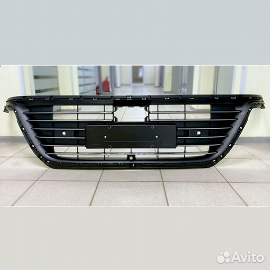 Решетка радиатора Aito M5