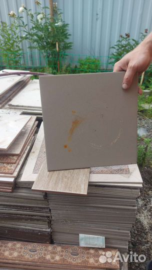 Керамическая плитка для пола остатки