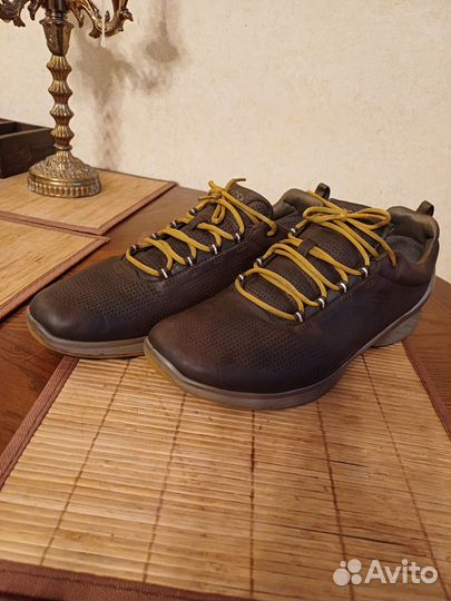 Мужские кроссовки ecco 43р-р б/у