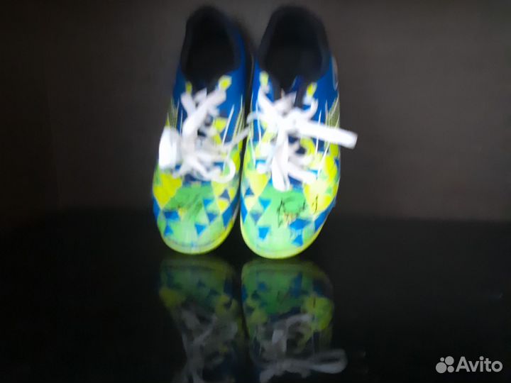 Футбольные кросовки joma 31 размер с подписями