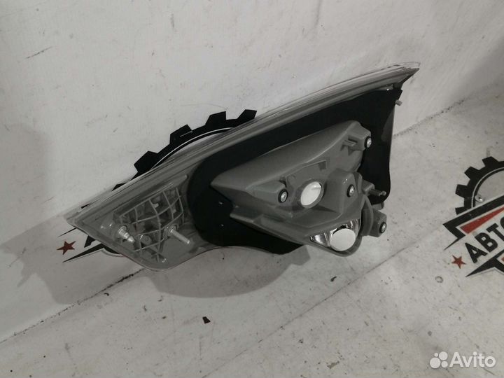 Фонарь внутренн левый toyota highlander 3 13-15