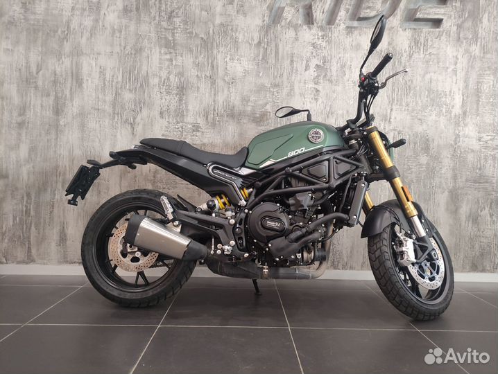 Benelli Leoncino 800