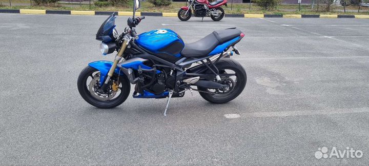 Triumph street triple 675