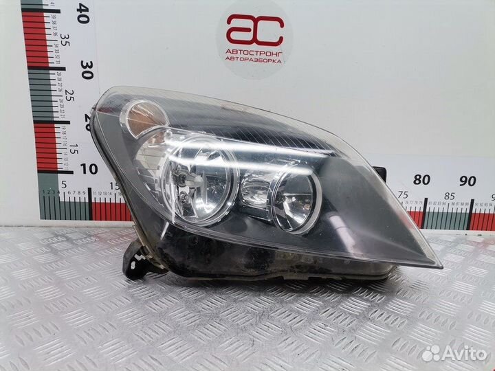 Фара передняя для Opel Astra H 93178634