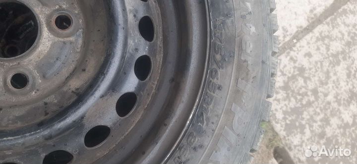 Hankook Winter I'Pike RS W419 175/65 R14