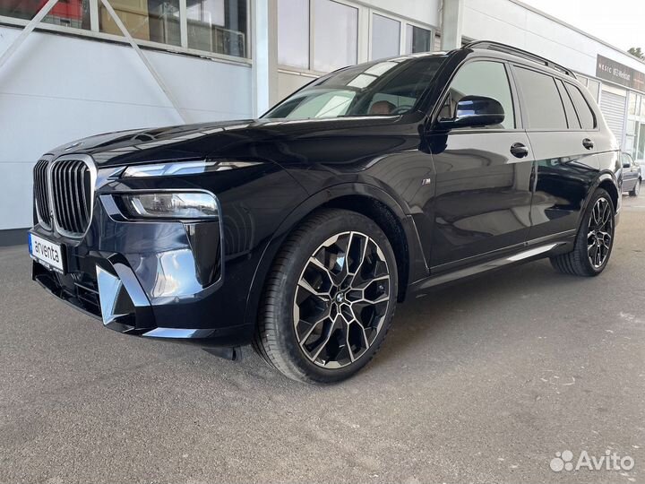 BMW X7 3.0 AT, 2023, 1 км