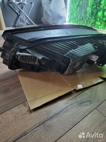 Фара правая на volkswagen touareg 3 R line