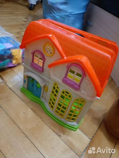 Домик кукольный