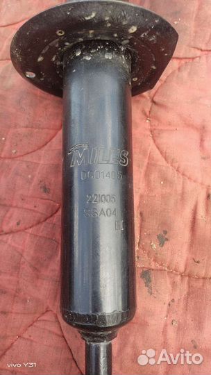 Передние амортизационные стойки Audi A4 B6 Quattro