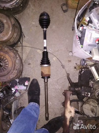 BMW F10 привод полуось шрус задний
