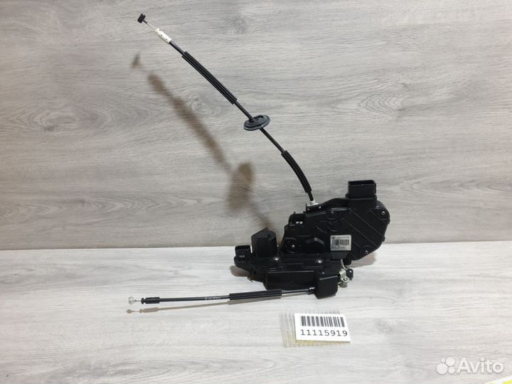 Замок двери передней правой Land Rover Range Rover