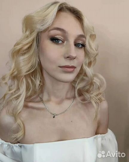 Макияж и локоны