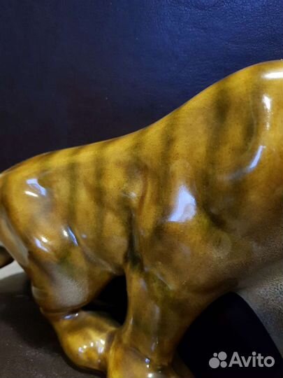 Статуэтка Тигр