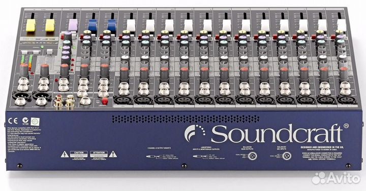 Soundcraft EFX12 микшер 12 моно, 2 стерео, 2 Aux