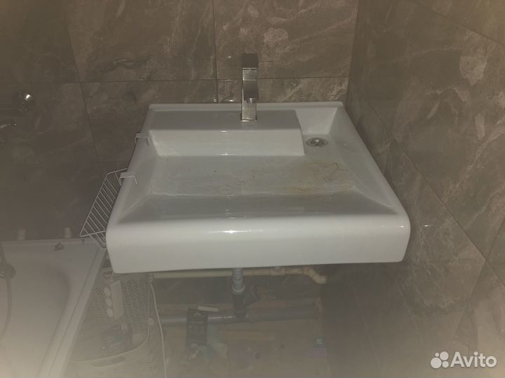 Раковина квадратная над стиральной машиной