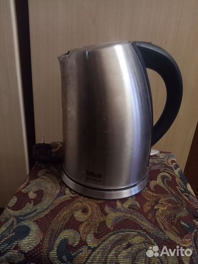 Чайник электрический б/у vitek