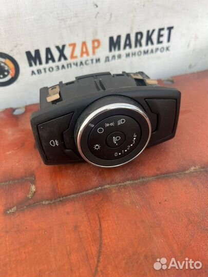 Блок управления светом Ford Focus 3 2011-2019