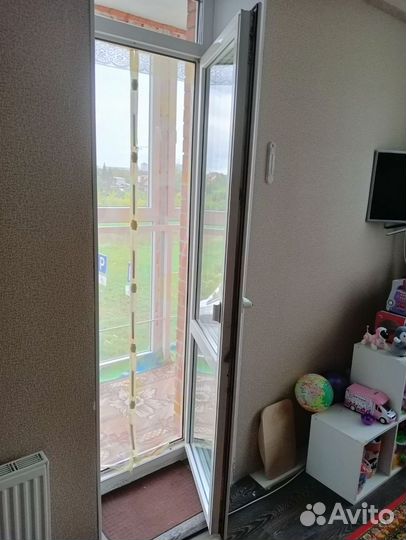 Двери пластиковые бу