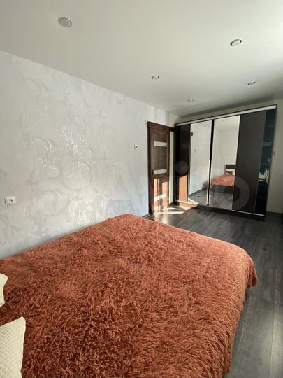 2-к. квартира, 42 м², 3/5 эт.